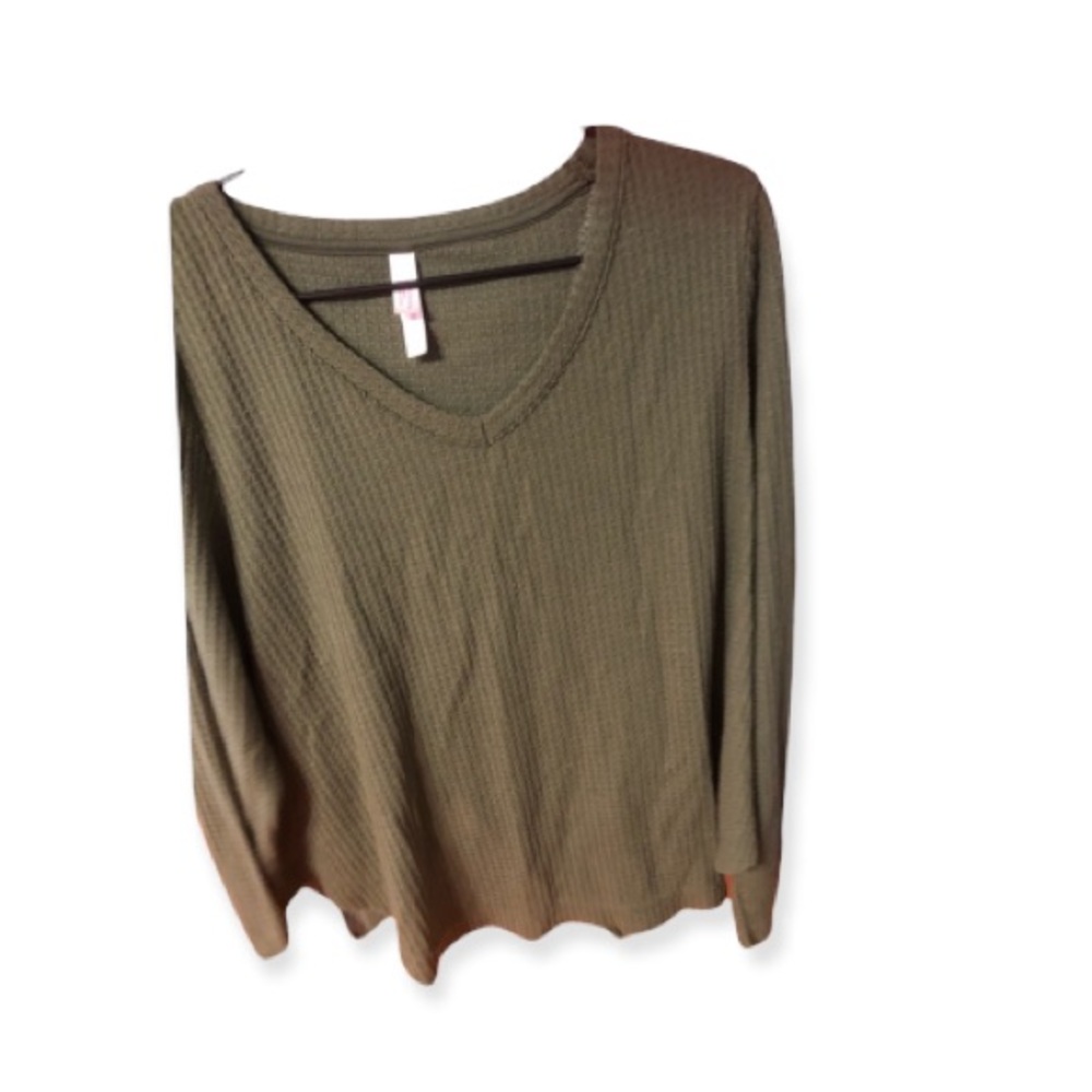 Adorable army green sweater size large
